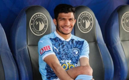 إصابة قوية لإسلام عيسى نجم منتخب مصر ونادي سيراميكا كليوباترا بقطع في الرباط الصليبي