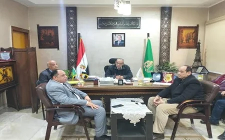 تعليم القليوبية يفرض حظر الموبايل ويمنع التبرعات المالية في المدارس التجريبية