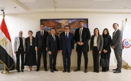 وزير الصحة يلتقي ممثلي إدواردز لايف ساينسز وكابيتال آيز لتعزيز التعاون الصحي