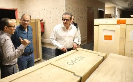 وزير الصحة يقوم بجولة تفقدية في مجمع المعامل المركزية بمدينة بدر ومستشفى العبور بالصور