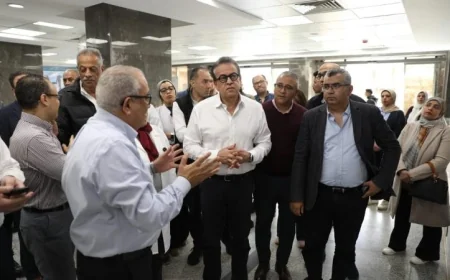 صور وزير الصحة يزور مستشفى مدينة نصر للتأمين الصحي ويشرف على عملية التطوير