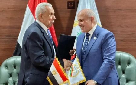 النيابة الإدارية توقع مذكرة تفاهم تاريخية مع المحكمة العربية للتحكيم لتعزيز التعاون المشترك