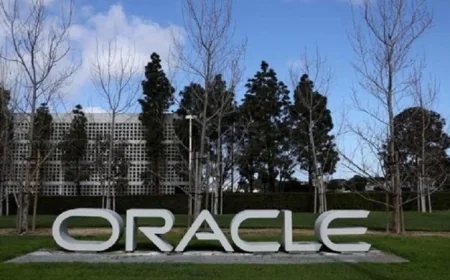 أوراكل تتخذ قراراً جريئاً بإنهاء خدمات 30 ألف موظف بسبب تقدم الذكاء الاصطناعي