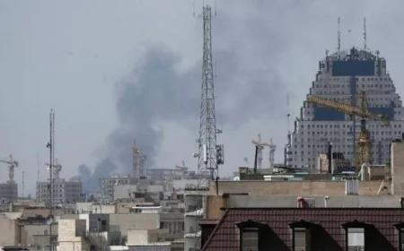 إسرائيل تتصدى لصاروخ إيراني يستهدف شمال البلاد