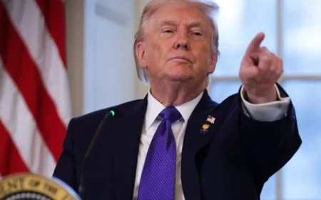 ترامب يكشف عن قرار تاريخي بوقف محطات الطاقة والجسور في إيران يوم الثلاثاء