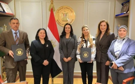 وزيرة التضامن تدعم ريادة الأعمال بتوقيع عقود تمويل مشروعات صغيرة مع أربع جمعيات أهلية