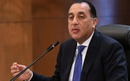 رئيس الوزراء يراقب تقدم جهود منظومة الشكاوى الحكومية في مارس الماضي