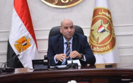 وزير العمل يعلن عن إجازة رسمية يوم الاثنين المقبل احتفالاً بعيد شم النسيم