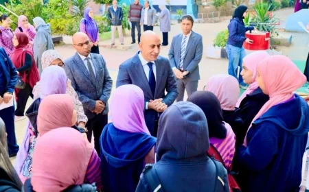 وزير التعليم يقوم بجولة تفقدية مفاجئة في مدارس محافظة الشرقية لتعزيز الجودة التعليمية