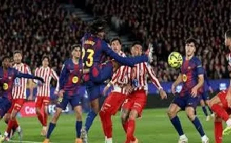 ليفاندوفسكى وألفاريز يقودان قمة برشلونة وأتلتيك بمواجهة مثيرة بين فليك وسيميونى