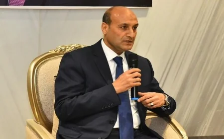 محافظ أسيوط يوجه التهاني للبابا تواضروس الثاني بمناسبة عيد القيامة المجيد