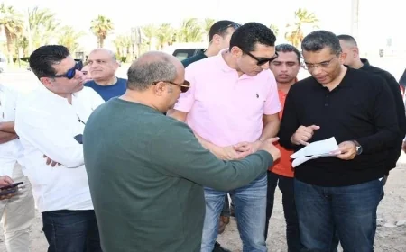 وزير الشباب يزور موقع القرية الأولمبية في البحر الأحمر لتعزيز التنمية الرياضية