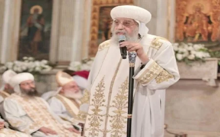 البابا تواضروس يقود صلوات قداس عيد القيامة المجيد من الكاتدرائية المرقسية المباركة