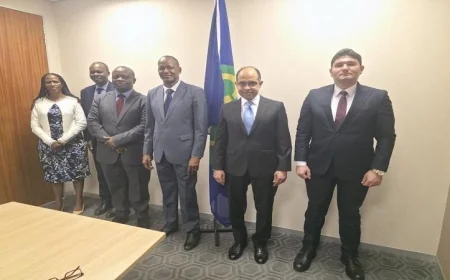 سفير مصر الجديد في جنوب إفريقيا يعقد أولى جلساته كممثل دائم لمصر في تجمع “سادك”