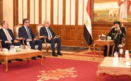 وزير التموين يهنئ البابا تواضروس بمناسبة عيد القيامة ويشدد على قوة النسيج الوطني