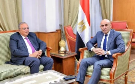 وزير التعليم يناقش مع رئيس المجلس القومي لحقوق الإنسان تعزيز التعاون بين الجانبين