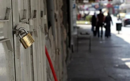 تحرير 833 مخالفة ضد محلات ومنشآت لم تمتثل لقرار الإغلاق خلال 24 ساعة