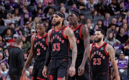 تورونتو رابتورز يحقق إنجاز التأهل للأدوار الإقصائية في دوري السلة الأمريكي لأول مرة في تاريخه