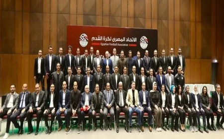 أبوريدة يمنح الشارة الدولية لحكام فيفا المعتمدين