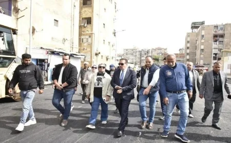 محافظ بورسعيد يزور منطقة التصنيع بالضواحي ويؤكد على ضرورة الانتهاء من أعمال التطوير