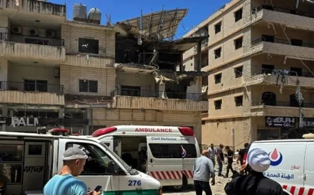 استشهاد وإصابة 9 مسعفين في استهداف إسرائيلي ثلاثي بجنوب لبنان