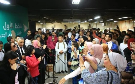 عرض فني مميز لذوي الاحتياجات الخاصة في محطة مترو جمال عبد الناصر