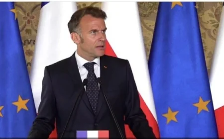 ماكرون يؤكد وفاة جندي فرنسي متأثرا بإصابته في لبنان ويثني على جهود قوات اليونيفيل