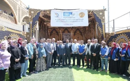 محافظ الغربية يقوم بجولة تفقدية على القافلة الطبية المجانية في مركز زفتى