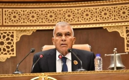 رئيس مجلس الشيوخ يقدم التهاني للرئيس السيسي بمناسبة الذكرى 44 لعيد تحرير سيناء