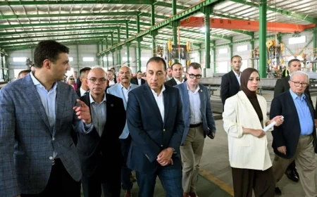 رئيس الوزراء يدشن مصنع شانغ يوان للهياكل الفولاذية في المنطقة الصناعية بالسخنة