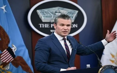 وزير الحرب الأمريكي يعلن عن فرض حصار شامل على حركة الملاحة في مضيق هرمز