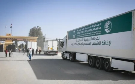 مركز الملك سلمان يوزع آلاف السلال الغذائية في غزة لدعم العائلات المحتاجة