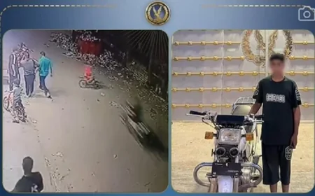 قائد دراجة نارية يسبب إصابة طفل بعد حادث في بني سويف