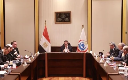 وزير الصحة يراجع سير العمل في مستشفى النيل للأطفال بمدينة النيل الطبية