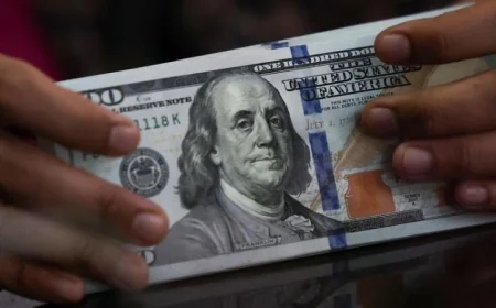 سعر الدولار أمام الجنيه المصري في البنوك اليوم صباحًا