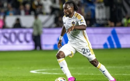 لوس أنجلوس جالاكسي يحقق انتصاراً مثيراً على ريال سولت ليك في الدوري الأمريكي لكرة القدم