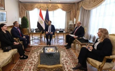 وزير الاتصالات يناقش مع Intel سبل تعزيز التعاون في تطوير البنية التكنولوجية