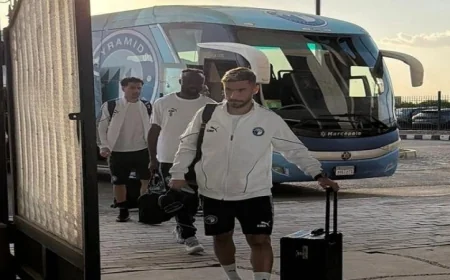 بيراميدز يصل إلى الدفاع الجوي لبدء استعداداته لمواجهة الأهلي المرتقبة