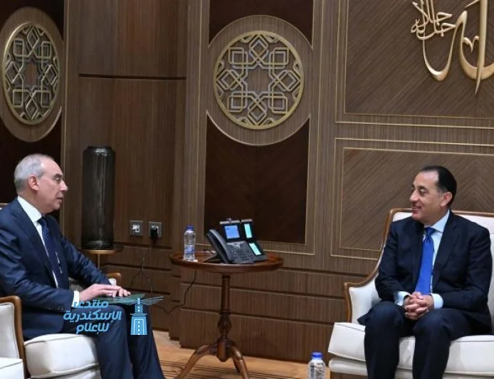 رئيس الوزراء يجتمع بالسفير علاء يوسف لبحث قضايا الهيئة العامة للاستعلامات