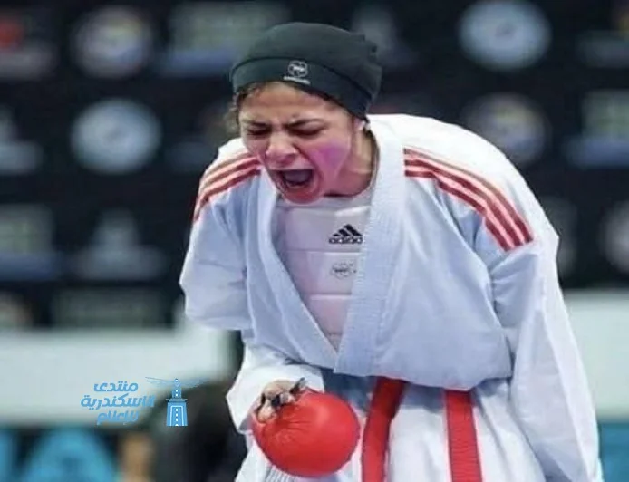 منة الهواري تتألق وتحصد الميدالية الفضية في البطولة العالمية للكاراتيه