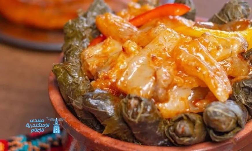 تعرف على طريقة تحضير طاجن ورق العنب بالكوارع لوجبة مثالية في الأيام الباردة