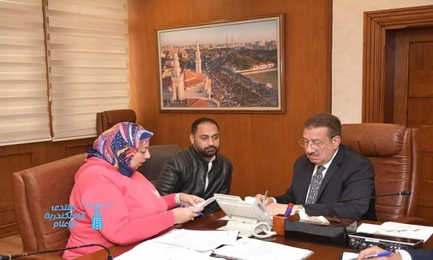 محافظ بورسعيد يناقش شكاوى ومطالب المواطنين ويصدر تكليفات عاجلة لحل القضايا الملحة