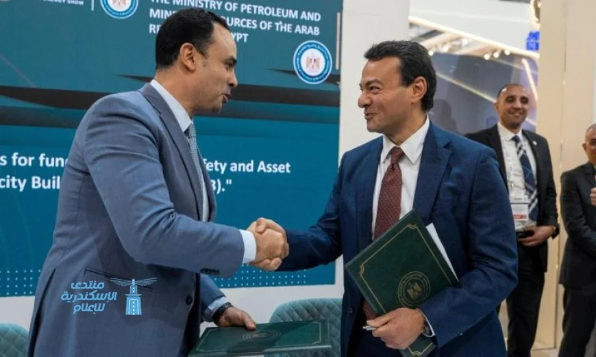 البترول وميثانكس تبرمان اتفاقية استراتيجية لتعزيز قدرات القطاع النفطية