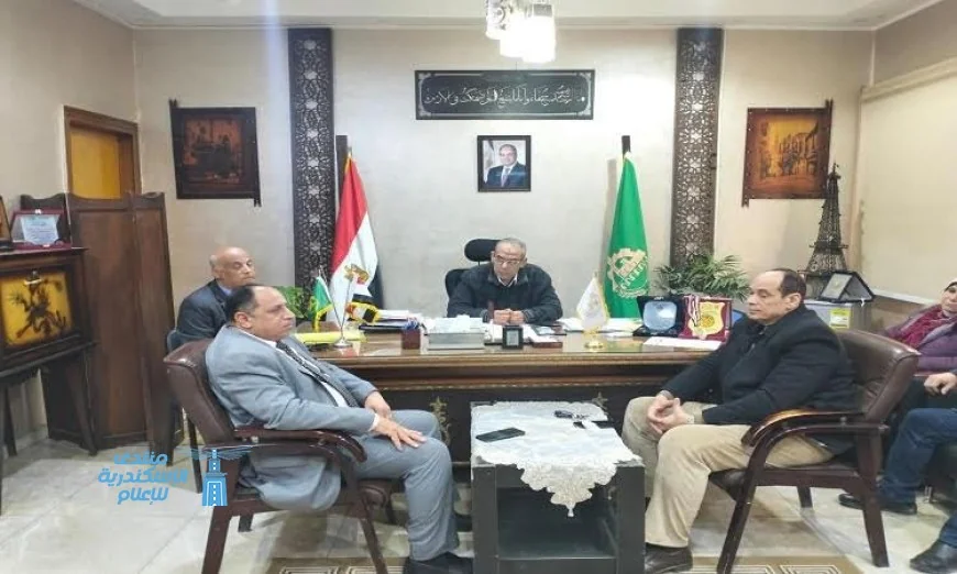 تعليم القليوبية يفرض حظر الموبايل ويمنع التبرعات المالية في المدارس التجريبية