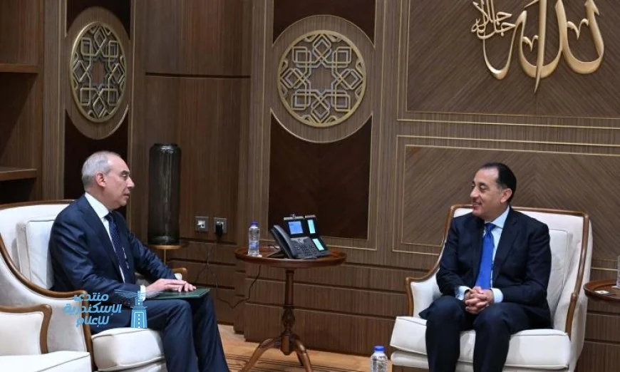 رئيس الوزراء يجتمع بالسفير علاء يوسف لبحث قضايا الهيئة العامة للاستعلامات