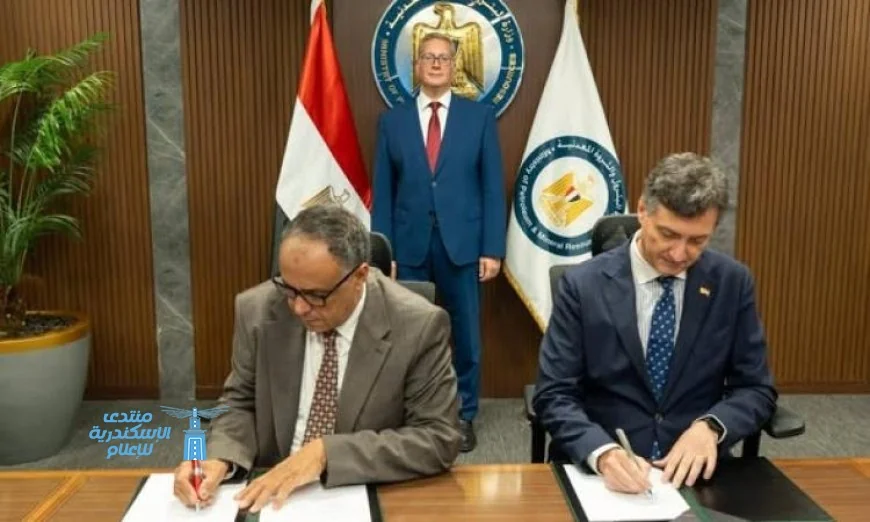 وزير البترول يوقع مذكرة نوايا مهمة مع شركة إيني لتعزيز التعاون في قطاع الطاقة