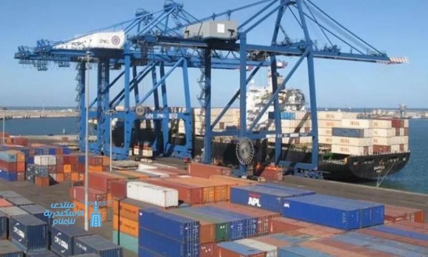 تقرير يفيد بتداول 26 ألف طن من البضائع العامة والمتنوعة في موانئ البحر الأحمر