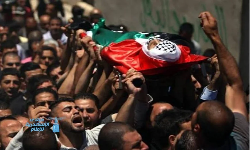 استشهاد فلسطيني وإصابة آخرين جراء القصف الإسرائيلي في قلب قطاع غزة