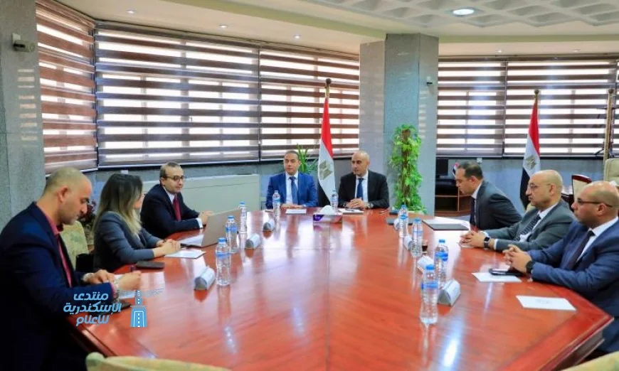 وزير التعليم يناقش مع رئيس الرقابة المالية دمج الثقافة المالية في المناهج الدراسية