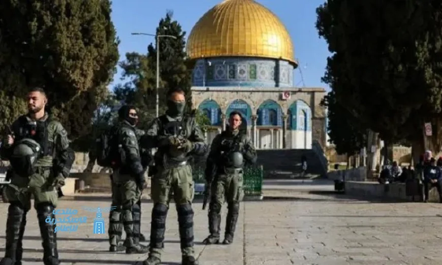 الاحتلال يستمر في إغلاق المسجد الأقصى وكنيسة القيامة لليوم السابع والثلاثين